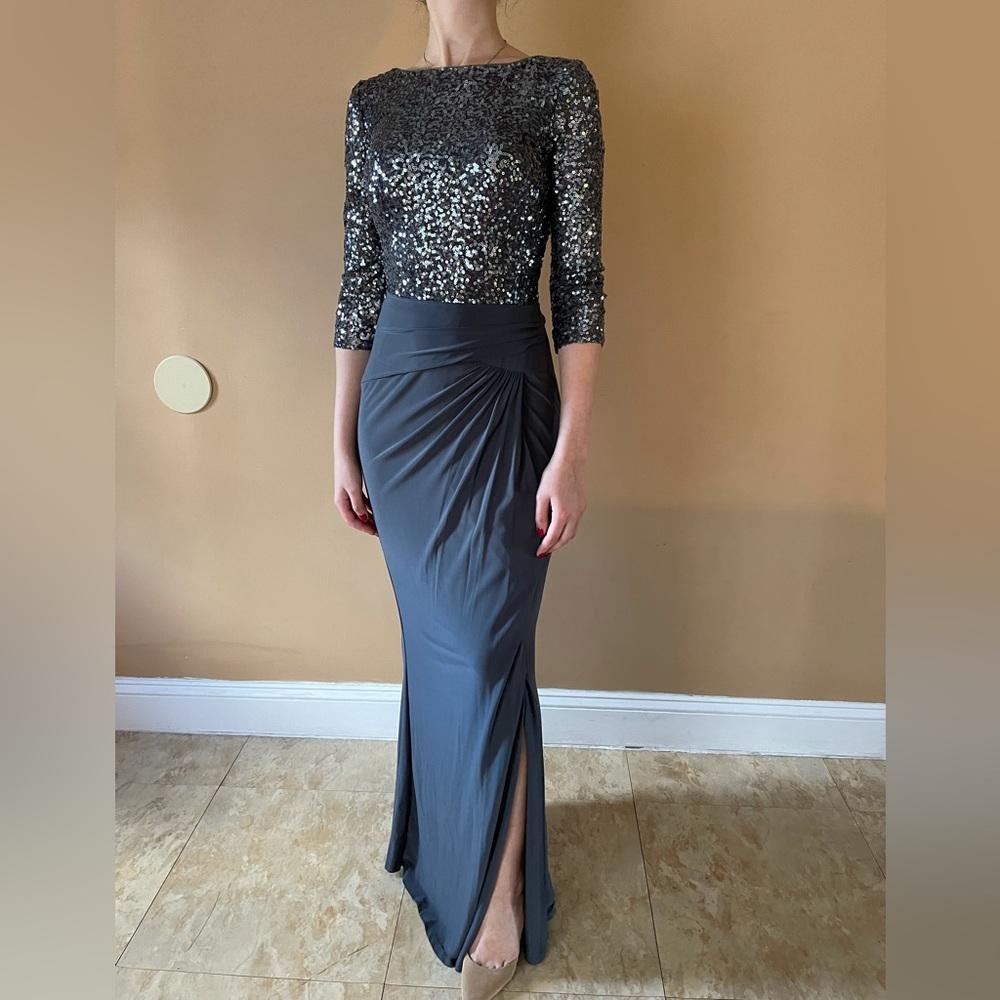 Elegant Ralph Lauren three-quarter sleeve sequin gray gown